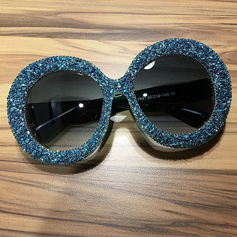 Diamond Studded Sunglasses Sprinkled With Rhinestones Crushed Round Distributor