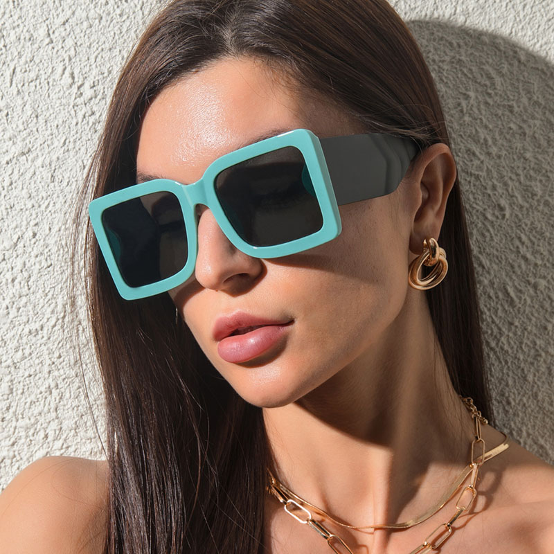 Trendy Large Frame Square Sunglasses With Wide Legs Supplier