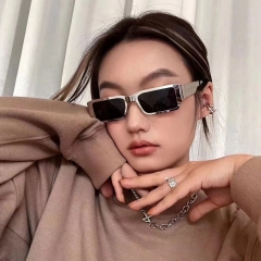 Square Small Frame Fashion Sunglasses Supplier