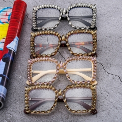 Large Frame Sunglasses With Diamonds Square Supplier