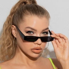Retro Small Frame Square Sunglasses Supplier