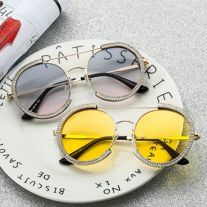 Sunglasses Glitter Diamond Round Frame Trendy Distributor