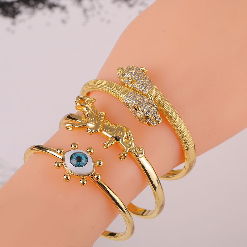 Exaggerated Hip Hop Leopard Eyes Bracelet Manufacturer