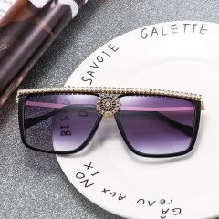 Half-frame One-piece Metal Sunglasses With Large Frames Set With Diamonds Distributor