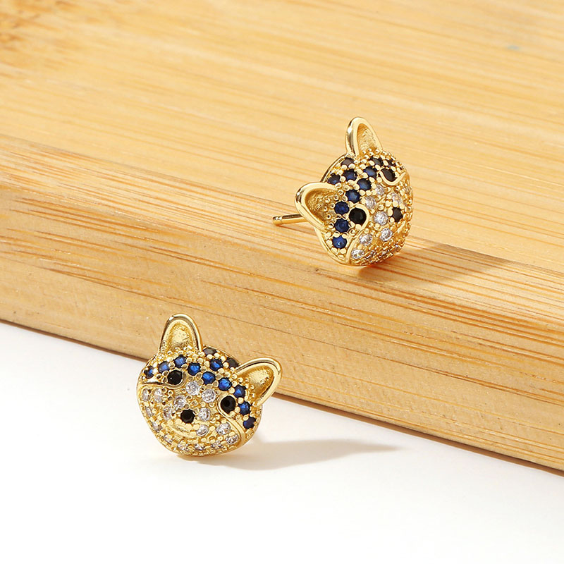 Lovely Small Earrings With Diamonds Cat Earrings Manufacturer