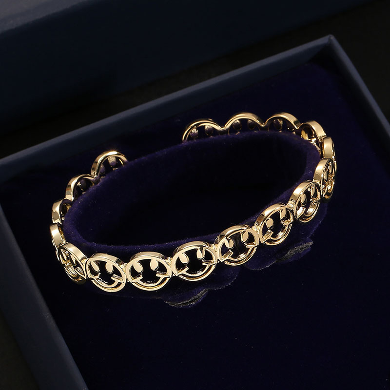 Fashion Jewelry For Women Hollow Smiley Bracelet Copper Plated Real Gold Simple Bracelet Manufacturer