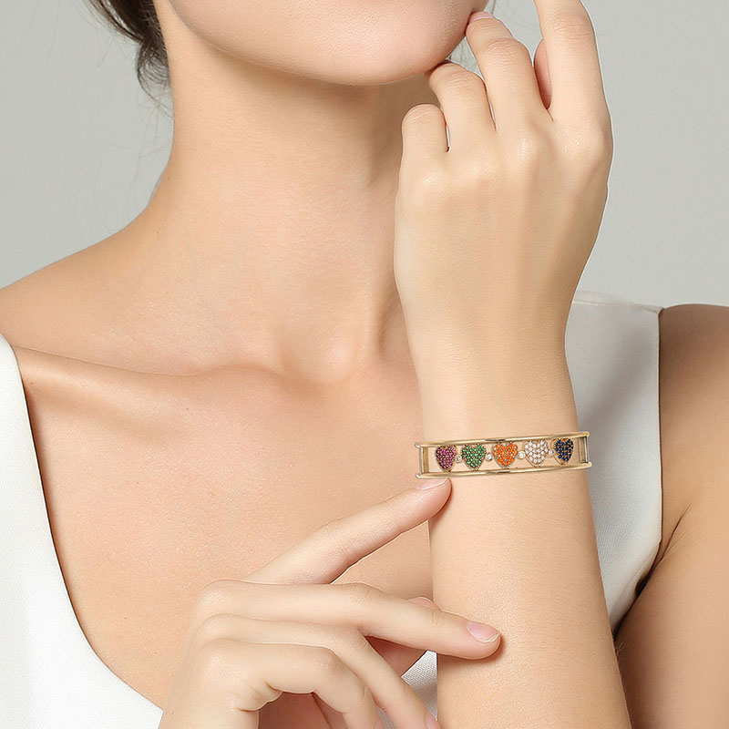 Fashion Jewelry Copper Inlaid Zirconia Heart Bracelet Love Hip Hop Wide Version Bracelet Manufacturer