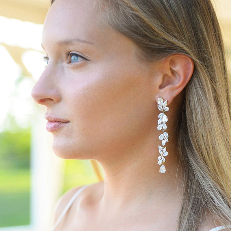 Luxury Zircon Bridal Earrings Wedding Jewelry Female Simple Temperament Long Earrings Distributor