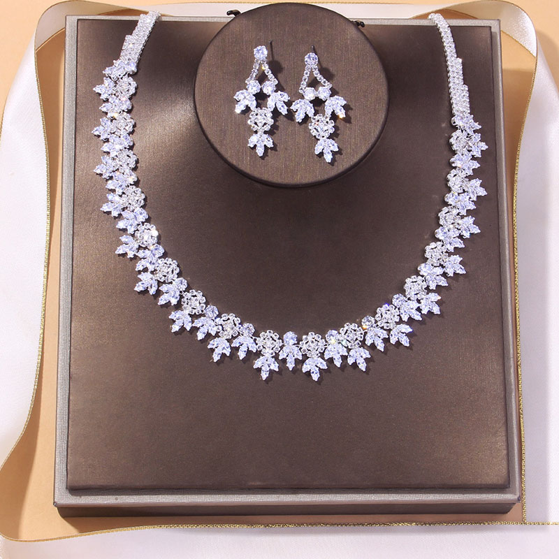 Simple Fashion Zircon Earrings Necklace Set Bridal Jewelry Set Jewelry Set Distributor