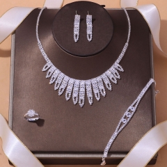 Fashion Jewelry Four-piece Simple Bridal Rhinestone Set Chain Distributor