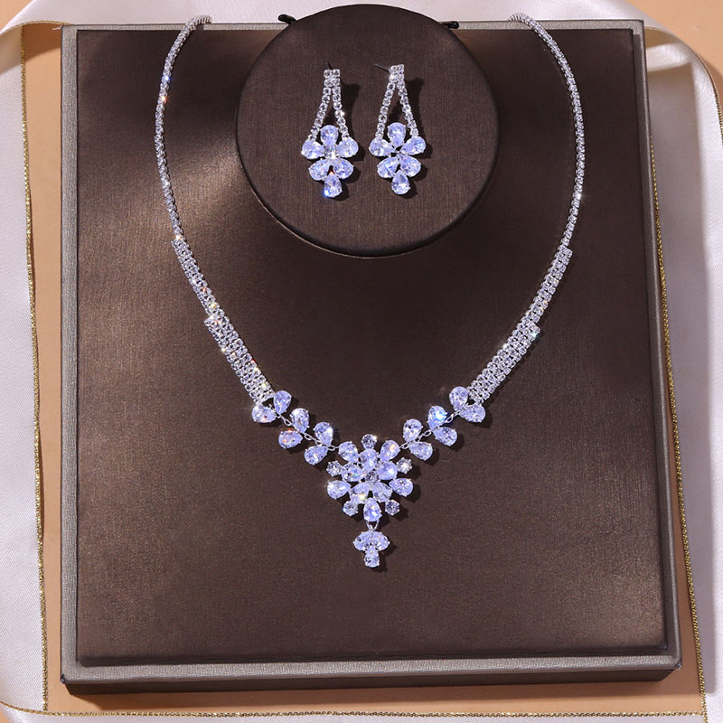 Zirconia Flower Jewelry Set Bridal Jewelry Fashion Temperament Necklace Earrings Set Distributor