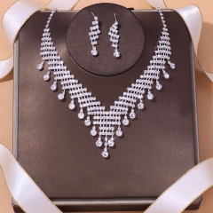 Wholesale Simple Bridal Jewelry Set Wedding Dress Accessories Rhinestone Necklace Earrings Two-piece Set