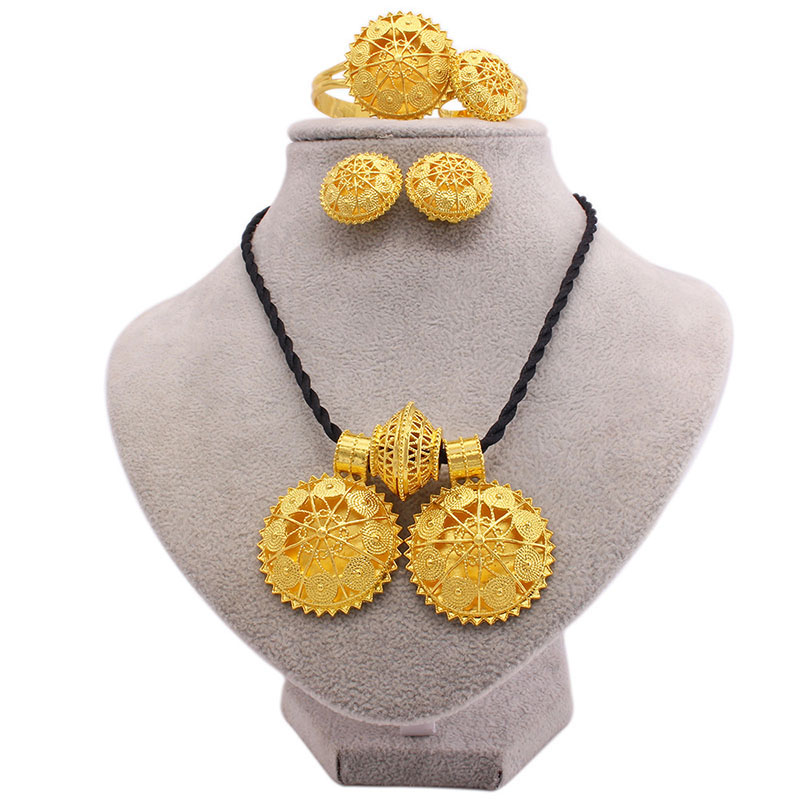 Jewelry Set Womens Middle East Bridal Wedding Necklace Earrings Ring Bracelet Four Piece Set Manufacturer