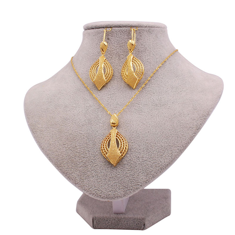 Gold Bridal Necklace Pendant Earring Set Supplier
