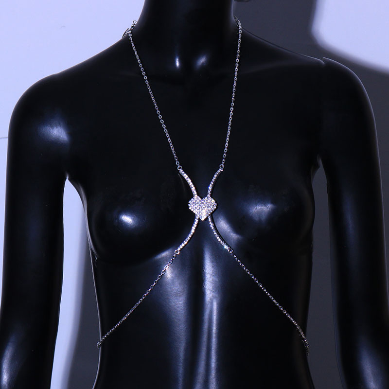 Wholesale Simple Ethnic Style Love Heart Chest Bracket Ladies Light Luxury Rhinestone Body Chain