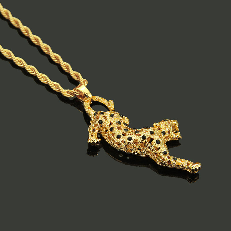 Wholesale Hip Hop Alloy Hollowed Out Diamond Encrusted Leopard Pendant Necklace For Men