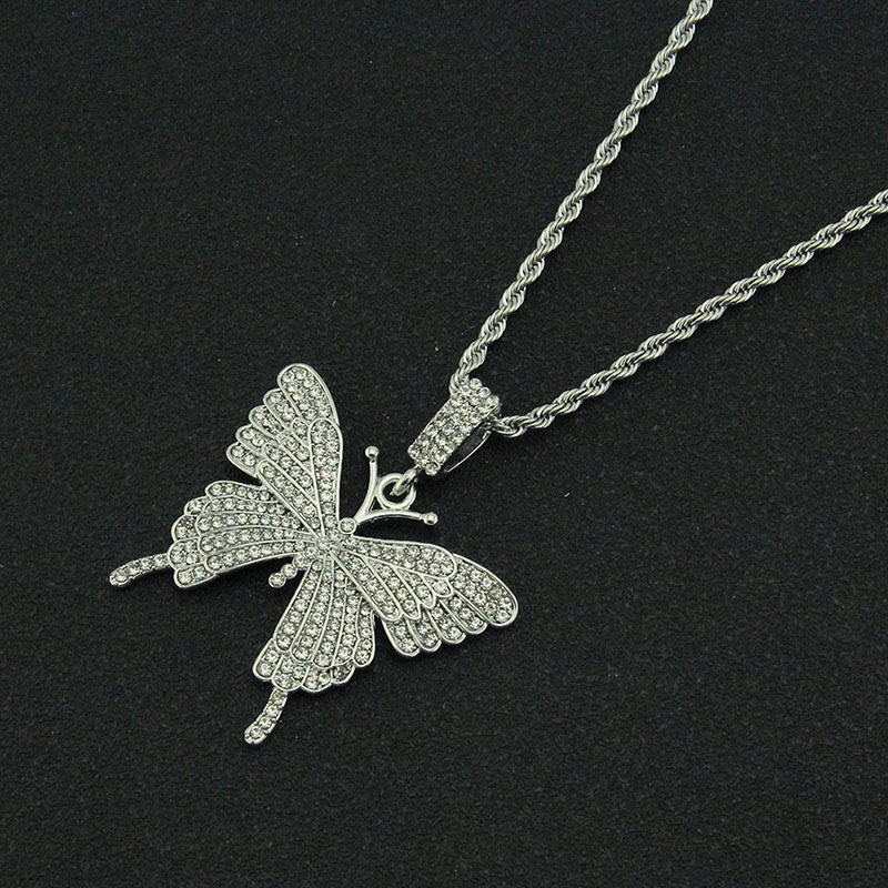 Clavicle Chain Twist Full Of Diamonds Butterfly Pendant Necklace Supplier