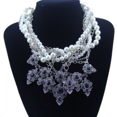 Wholesale Multi-layered Pearl Necklace Short