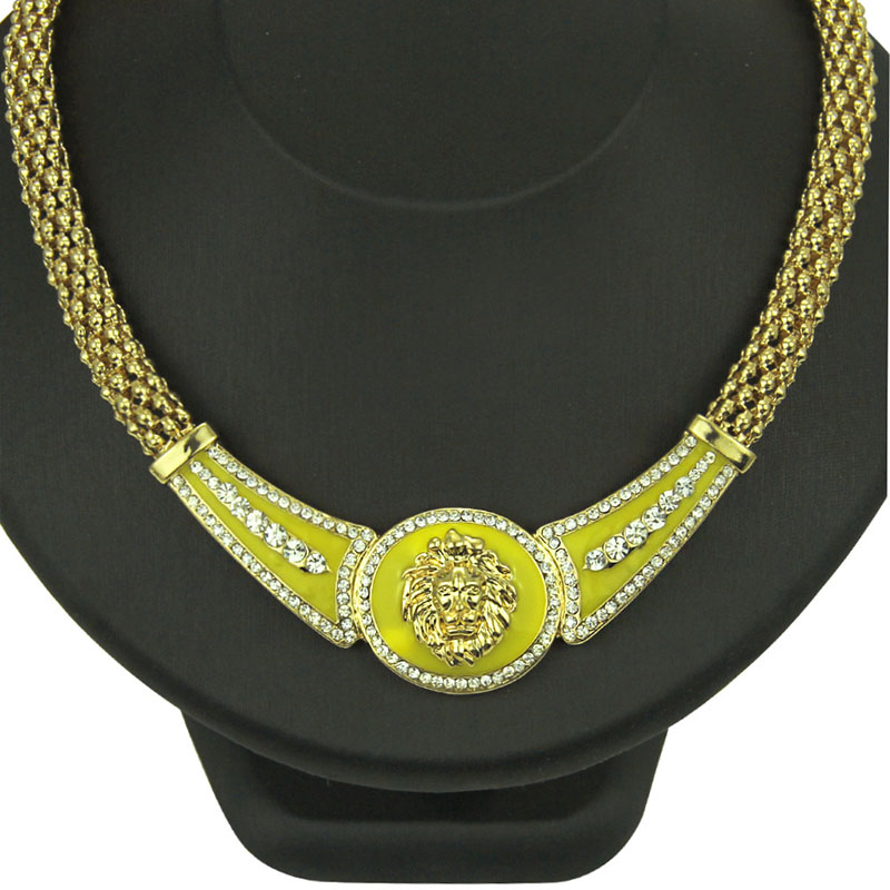 Wholesale Diamond Encrusted Lion Head Short Necklace Painted Oil Collarbone Chain
