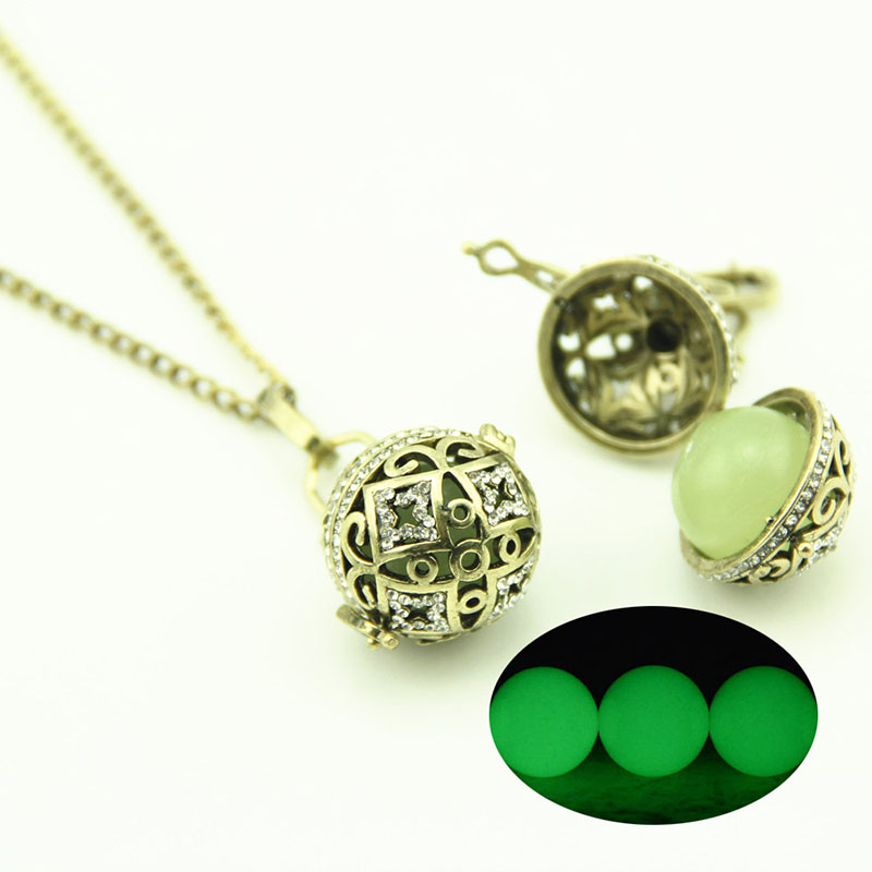 Multi Hollow Openable Glow-in-the-dark Ball Pendant Necklace Supplier