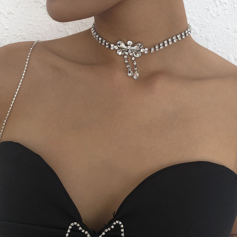 New Fashion Women Simple Black Crystal Short Clavicle Chain Female Korean  Personality Neckband Choker Party Necklace Jewelry