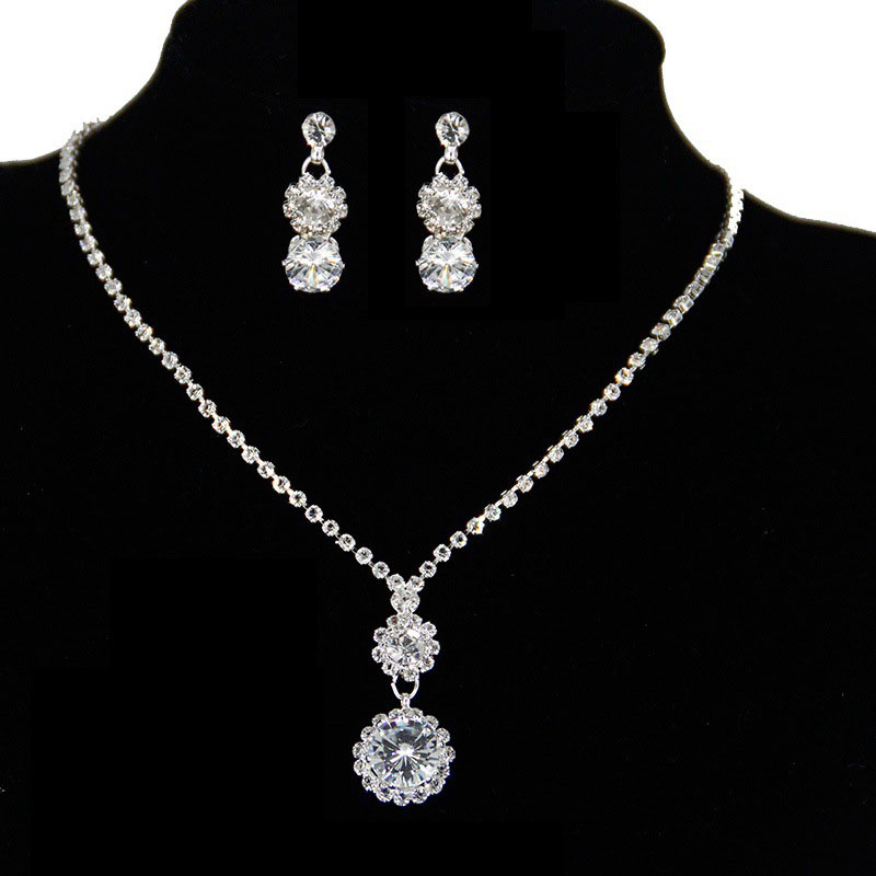 Fashion Pendant Necklace Earrings Set With A Hundred Distributor