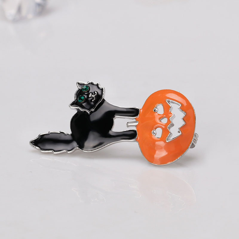 Halloween Hundred Match Creative Personality Cat Fashion Enamel Brooch Manufacturer