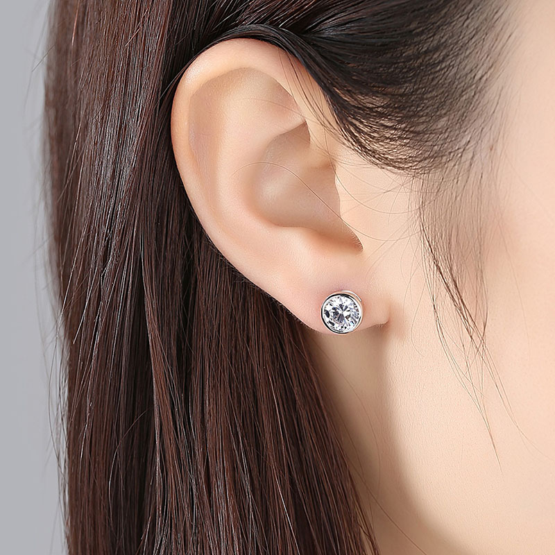 Wholesale Simple Earrings Temperament S925 Silver Round Simple Fashion Small
