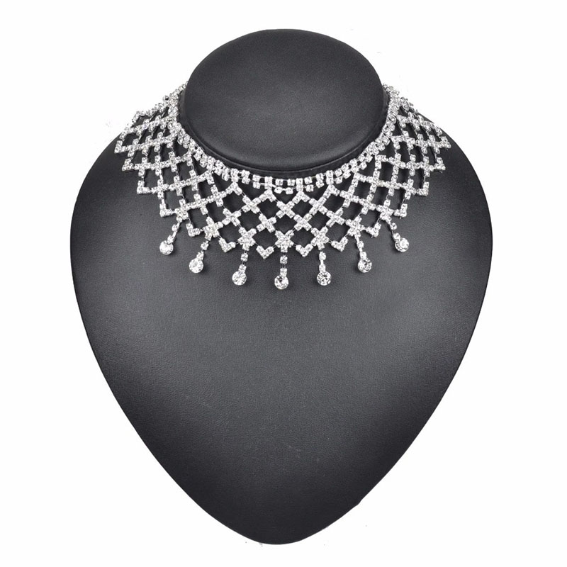 Mesh Tassel Necklace Full Of Diamonds, Model Walk Sexy Necklace Supplier