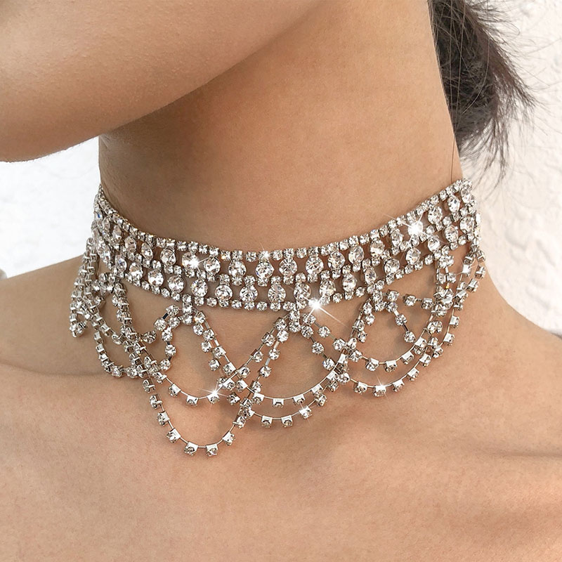 Luxury Multi-layer Tassel Necklace Sexy Rhinestone Clavicle Chain Supplier