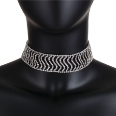 Trendy Accessories Niche Retro Fashion Simple Rhinestone Necklace S-shaped Necklace Manufacturer