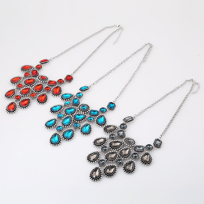 Wholesale Jewelry Exaggerated Vintage Geometric Water Drop Gemstone Inlaid Necklace