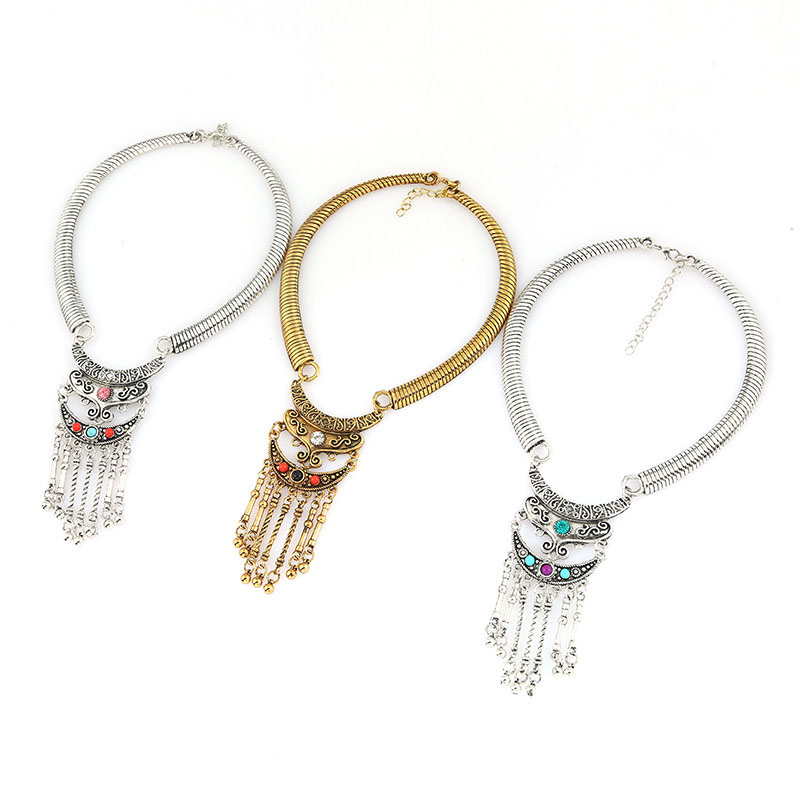 Wholesale Jewelry Vintage Patterned Tassel Short Necklace With Diamonds
