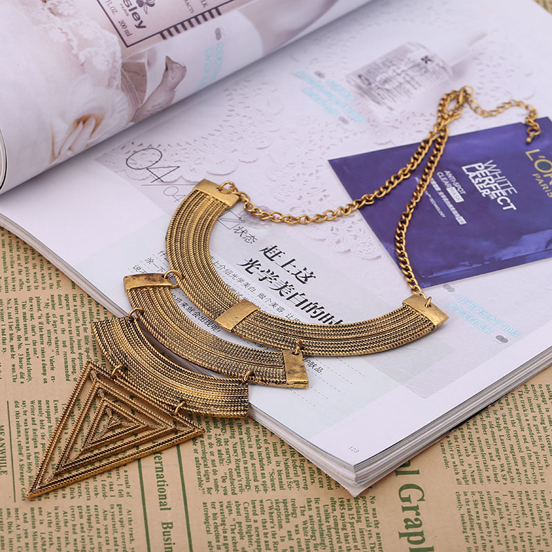 Wholesale Jewelry Retro Geometric Triangle Necklace Clavicle Chain
