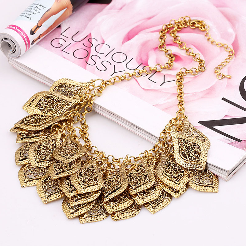 Wholesale Jewelry Exaggerated Vintage Necklace Big Brand Multi-layer Hollow Leaves Carved Clavicle Chain