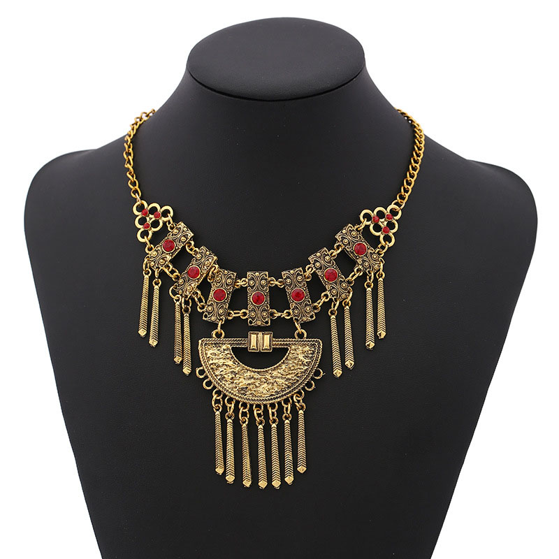 Wholesale Jewelry Vintage Carved Alloy Short Tassel Necklace With Diamonds