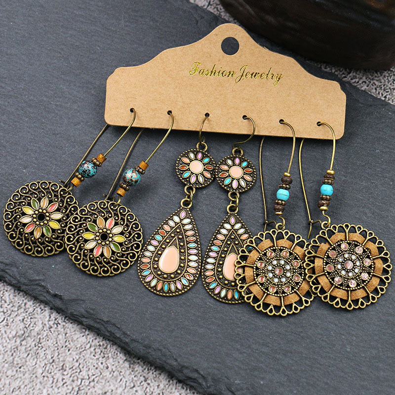 Wholesale Vintage Earring Set Ethnic Style Round Metal Tassels Hand-woven