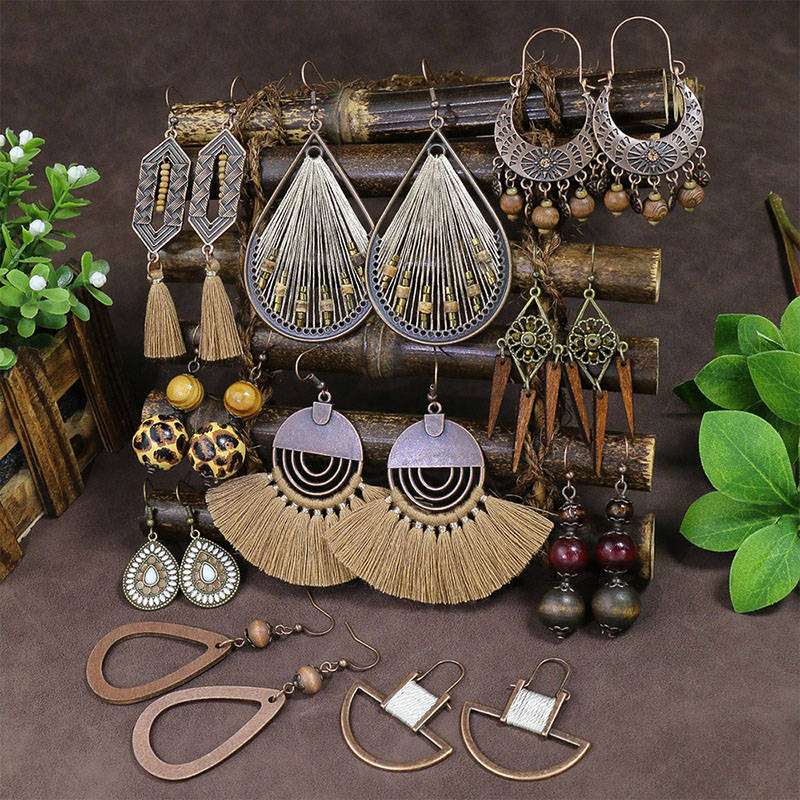 Ethnic Style Tassel Teardrop-shaped Alloy Woven Vintage Wooden Earrings Set Supplier