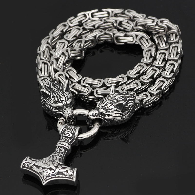 Wholesale Scandinavian Vintage Viking Wolf Head Stainless Steel Pendant Necklace