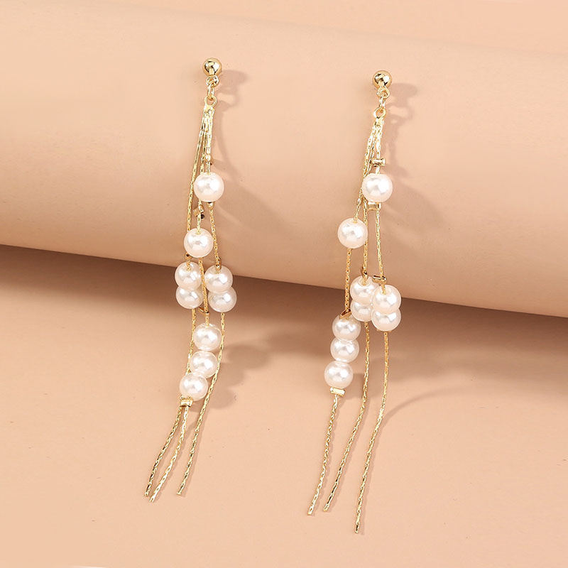 Wholesale Long Temperament Pearl Earrings Fashion One Piece Tassel