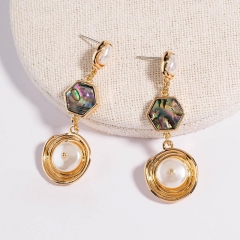 Wholesale Creative Vintage Baroque Pearl Drop Earrings