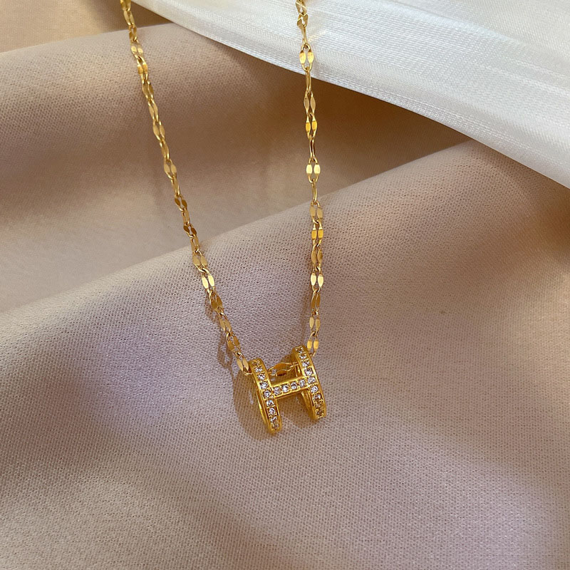 Titanium Steel Full Of Diamonds Letter Necklace Simple Clavicle Chain Fashion Versatile Manufacturer