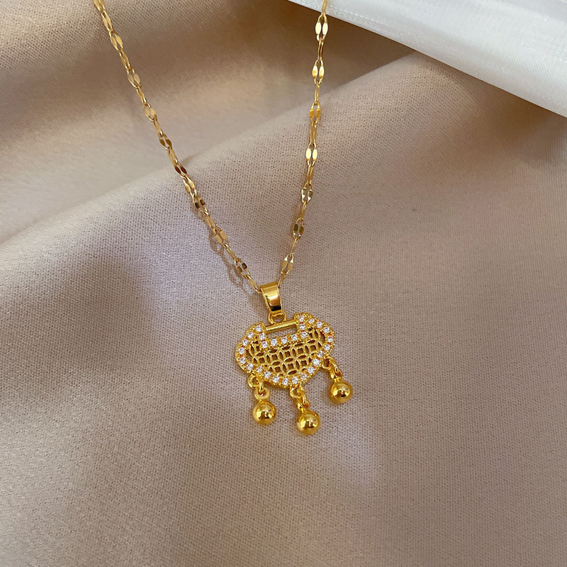 Titanium Steel Gold Peace Lock Necklace Korean Version Of The Clavicle Chain Simple Pendant Manufacturer