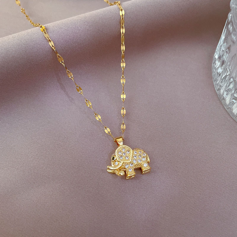 Titanium Steel Light Luxury Micro-setting Real Gold Three-dimensional Elephant Necklace Clavicle Chain Manufacturer