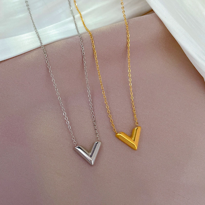 Titanium Steel Temperament In The Furnace Real Gold Necklace Clavicle Chain Manufacturer