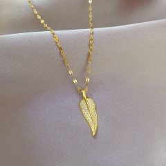 Titanium Steel Light Luxury A Leaf Of Wealth Micro-set Real Gold Necklace Transit Clavicle Chain Manufacturer