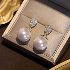 Wholesale Pearl Earrings Design Sense Vintage Premium 925 Silver Earrings