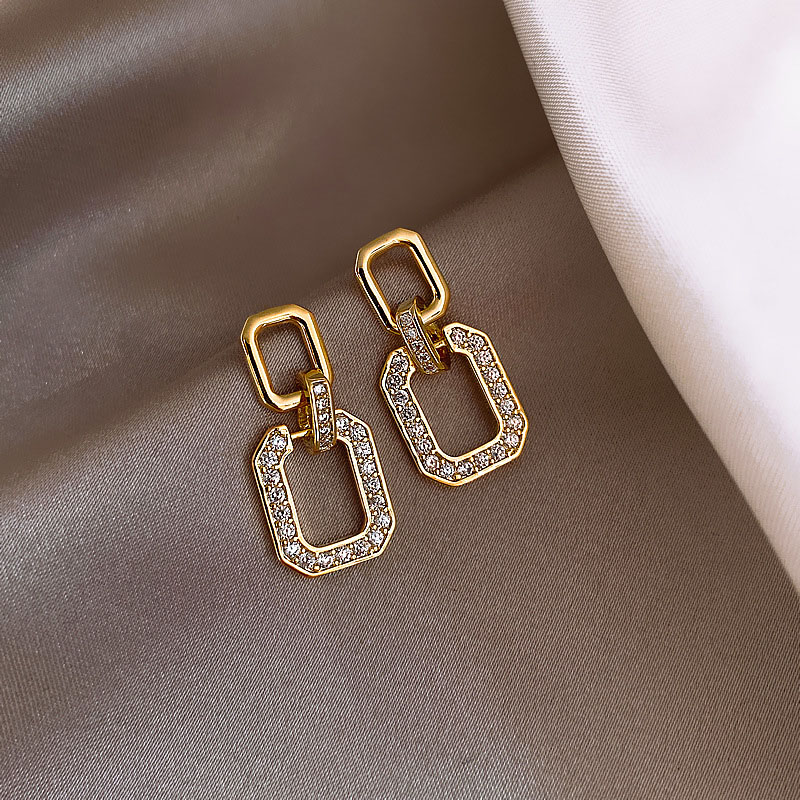 925 Silver Pin Korean Personality Fashion Diamond Geometric Earrings Vintage Supplier