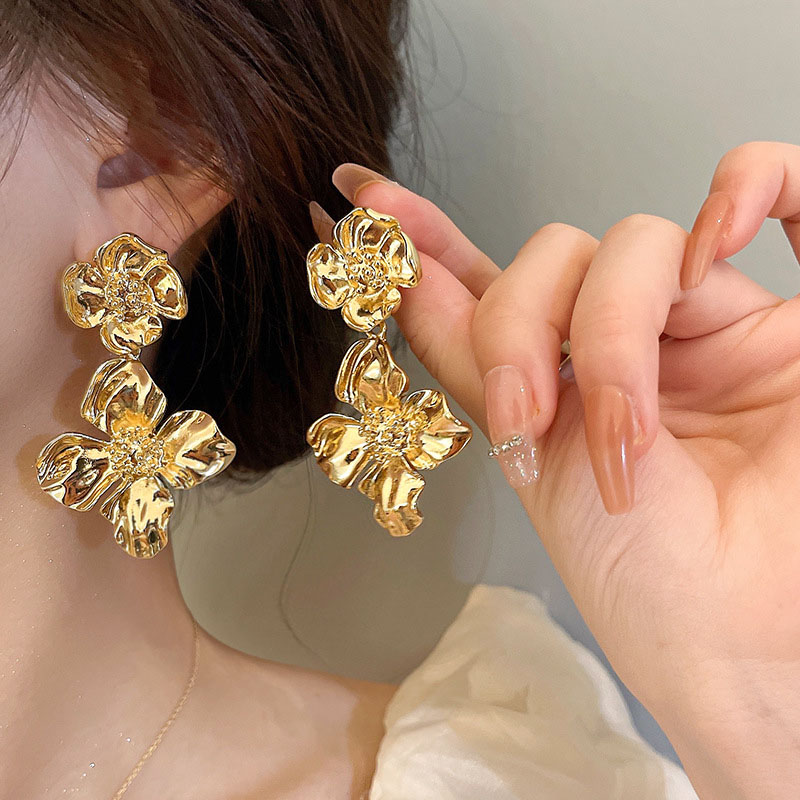 Wholesale Jewelry Silver Pin Flower Earrings Vintage Earrings Studs Personality Fashion