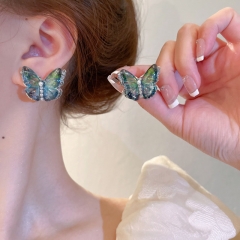Wholesale Jewelry Silver Pin Zirconia Pearl With Diamonds Butterfly Earrings Sweet Earrings Studs Vintage
